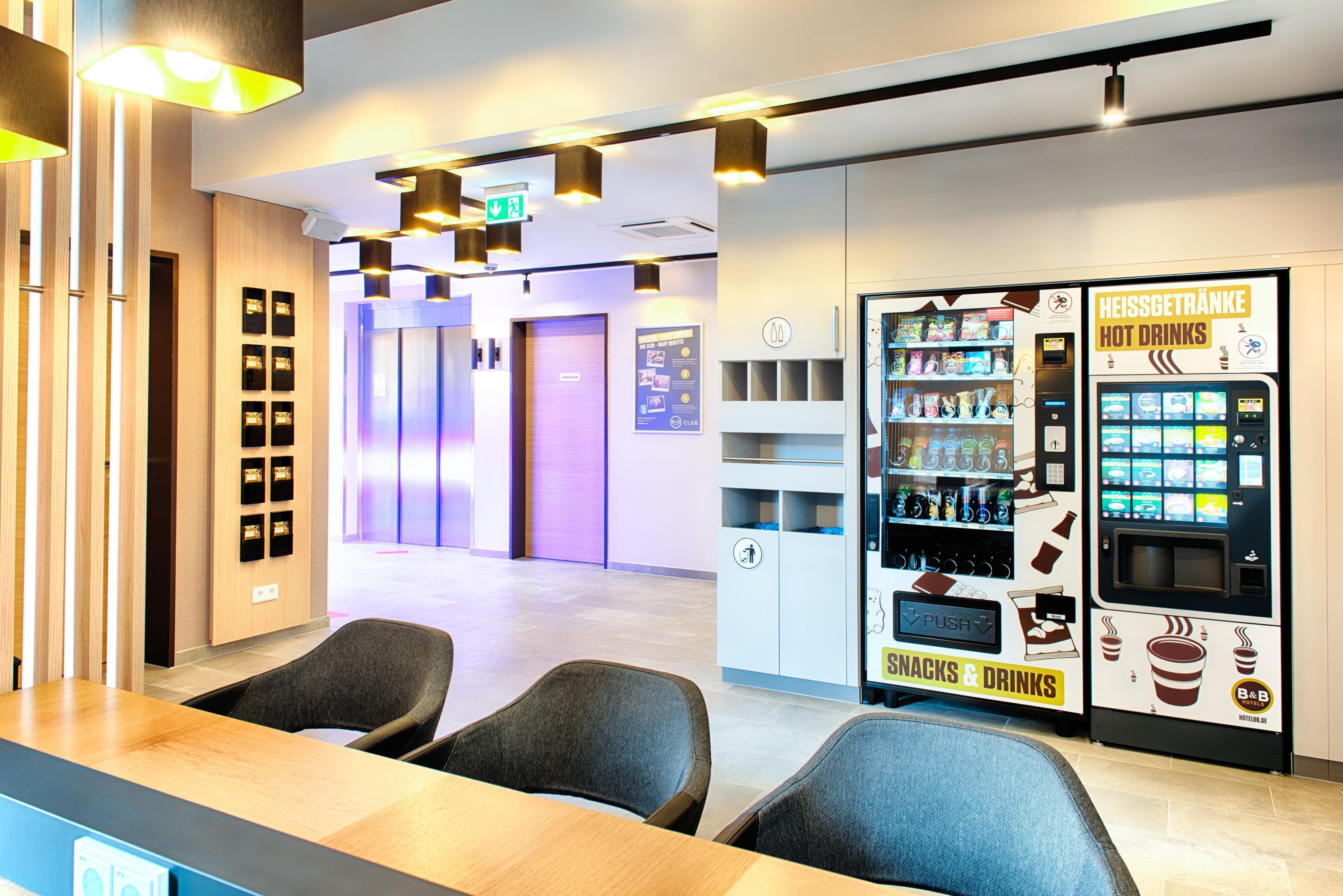B&B Hotel Rostock City-West 외부 사진